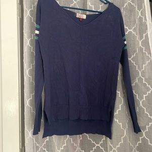 Cute blue sweater with stripes on the shoulder size Xs